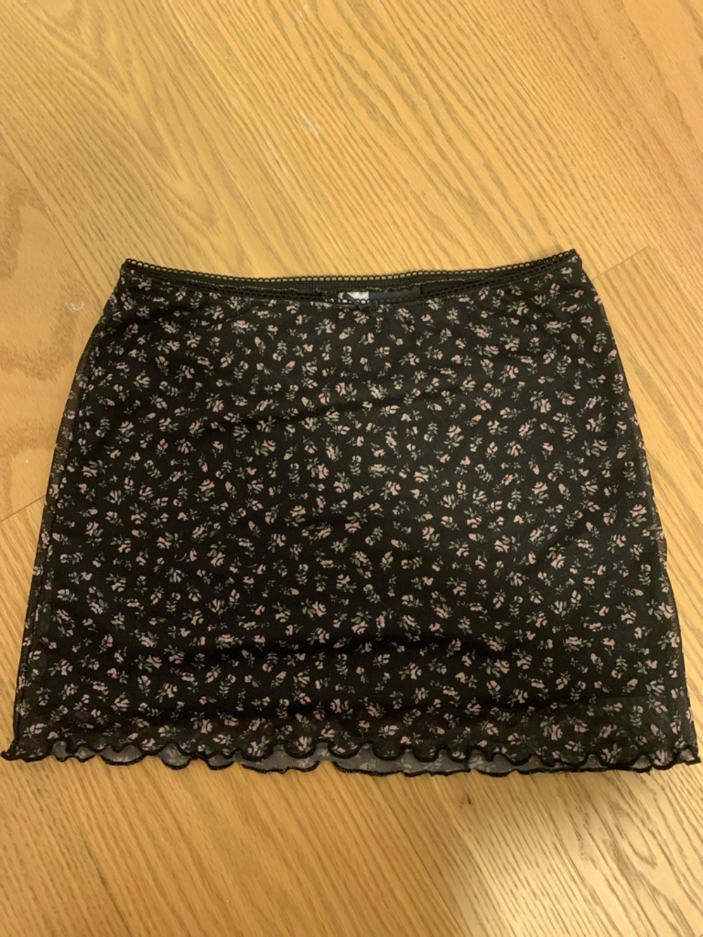 Floral Print mesh mini skirt